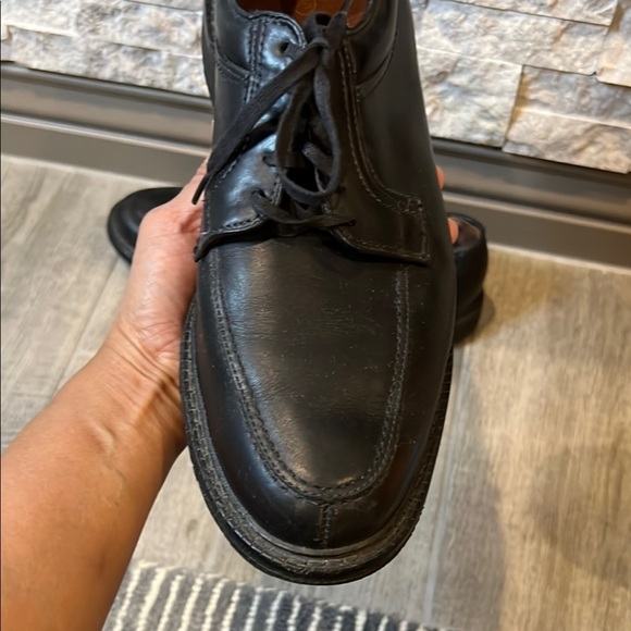Allen Edmonds Wilbert Black Leather Oxford Shoes with rubber Soles size 12 main image 10